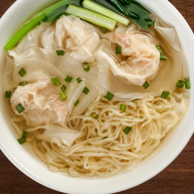 E19B-Wonton Noodle Soup.