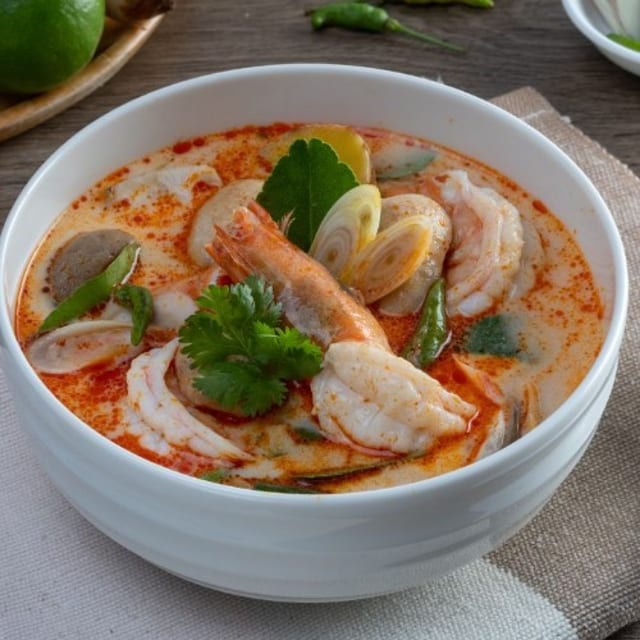 A14-Tom Yum (Hot&Sour Soup).